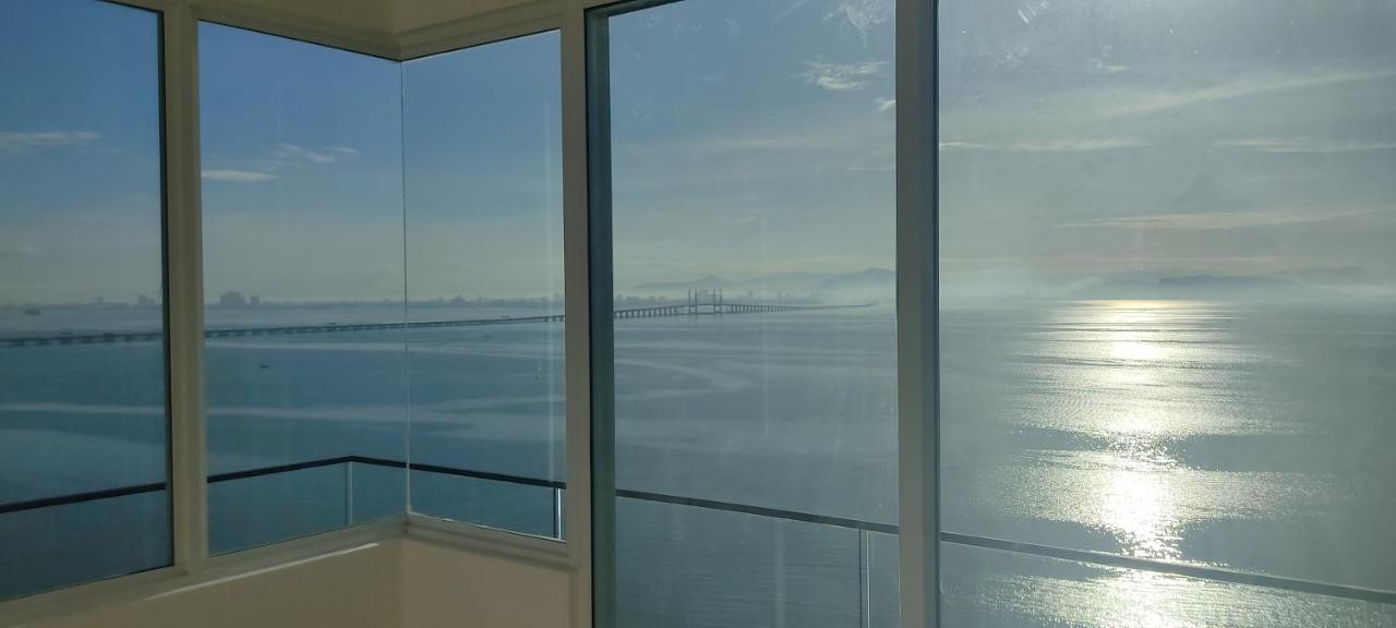 Infinite Seaview With Penang Bridge Suite With Sunrise Up To 11 Person Байан-Лепас Экстерьер фото