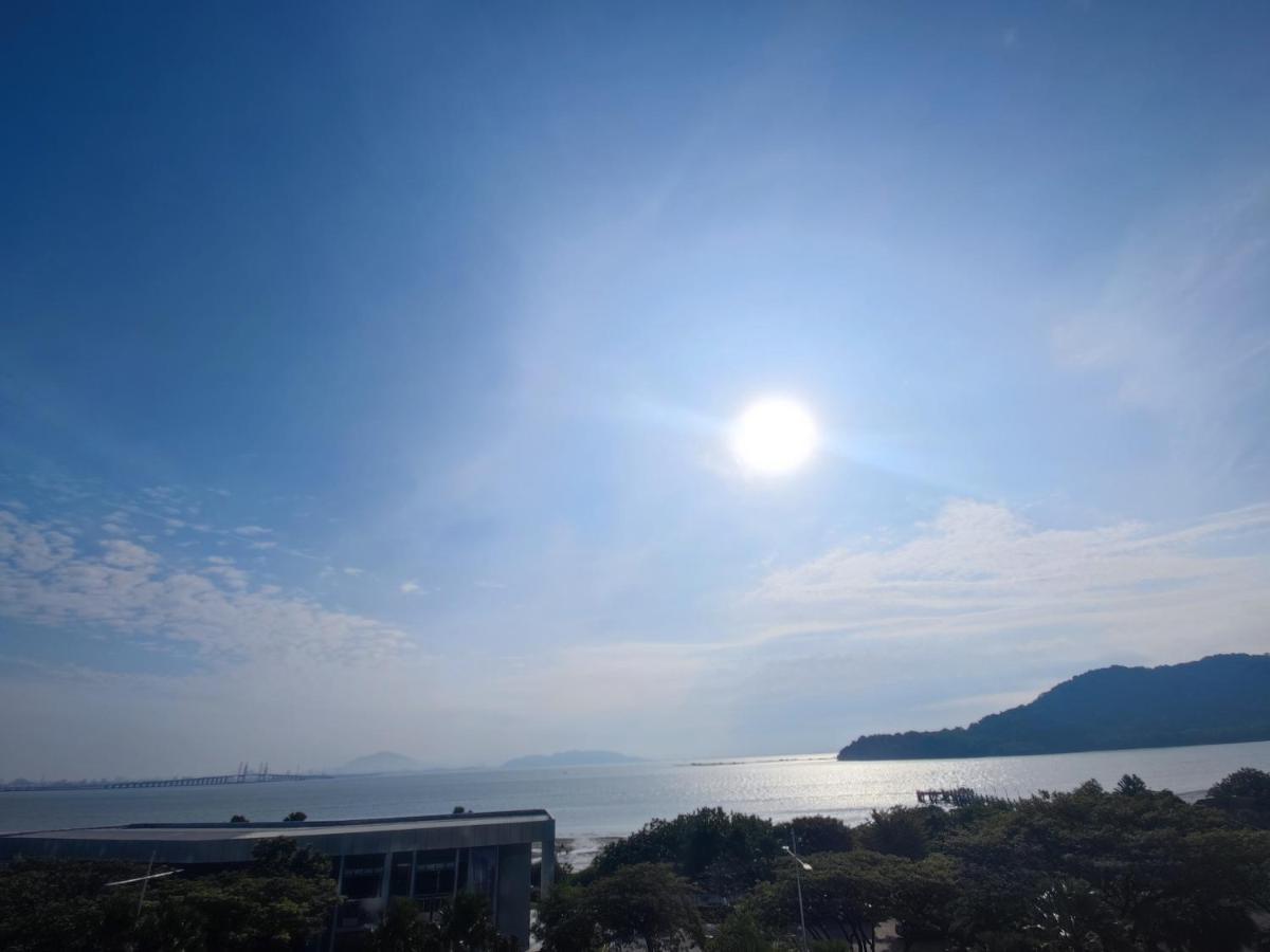 Infinite Seaview With Penang Bridge Suite With Sunrise Up To 11 Person Байан-Лепас Экстерьер фото